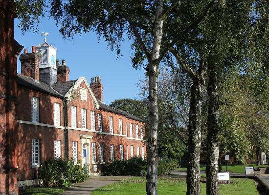 Weaver Hall Museum and Workhouse